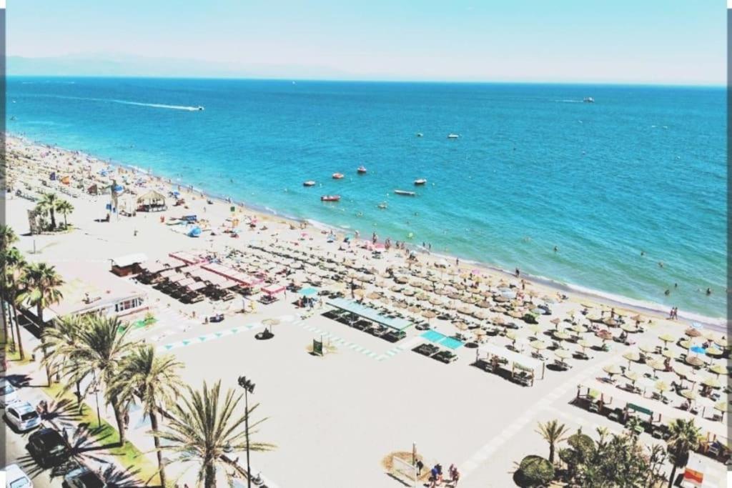 Bonito Apartamento De Dos Dormitorios En El Centro Y Calle San Miguel Torremolinos Dış mekan fotoğraf