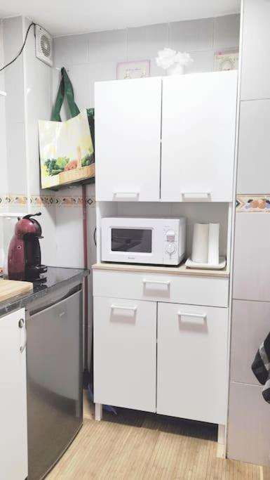 Bonito Apartamento De Dos Dormitorios En El Centro Y Calle San Miguel Torremolinos Dış mekan fotoğraf