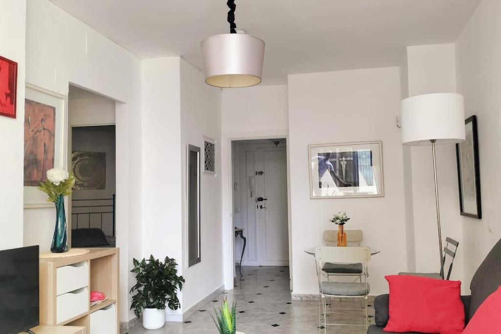 Bonito Apartamento De Dos Dormitorios En El Centro Y Calle San Miguel Torremolinos Dış mekan fotoğraf