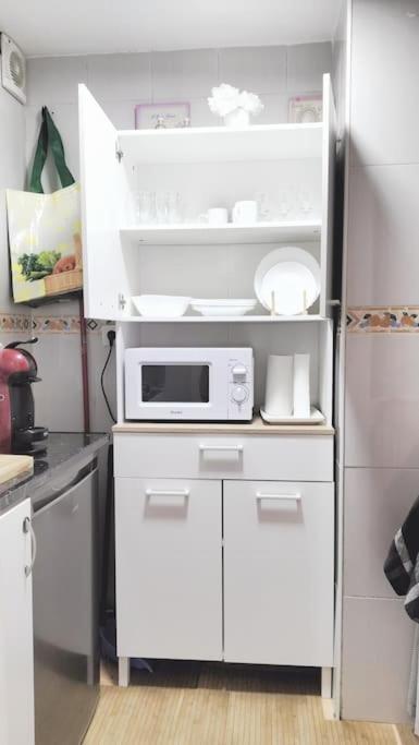 Bonito Apartamento De Dos Dormitorios En El Centro Y Calle San Miguel Torremolinos Dış mekan fotoğraf