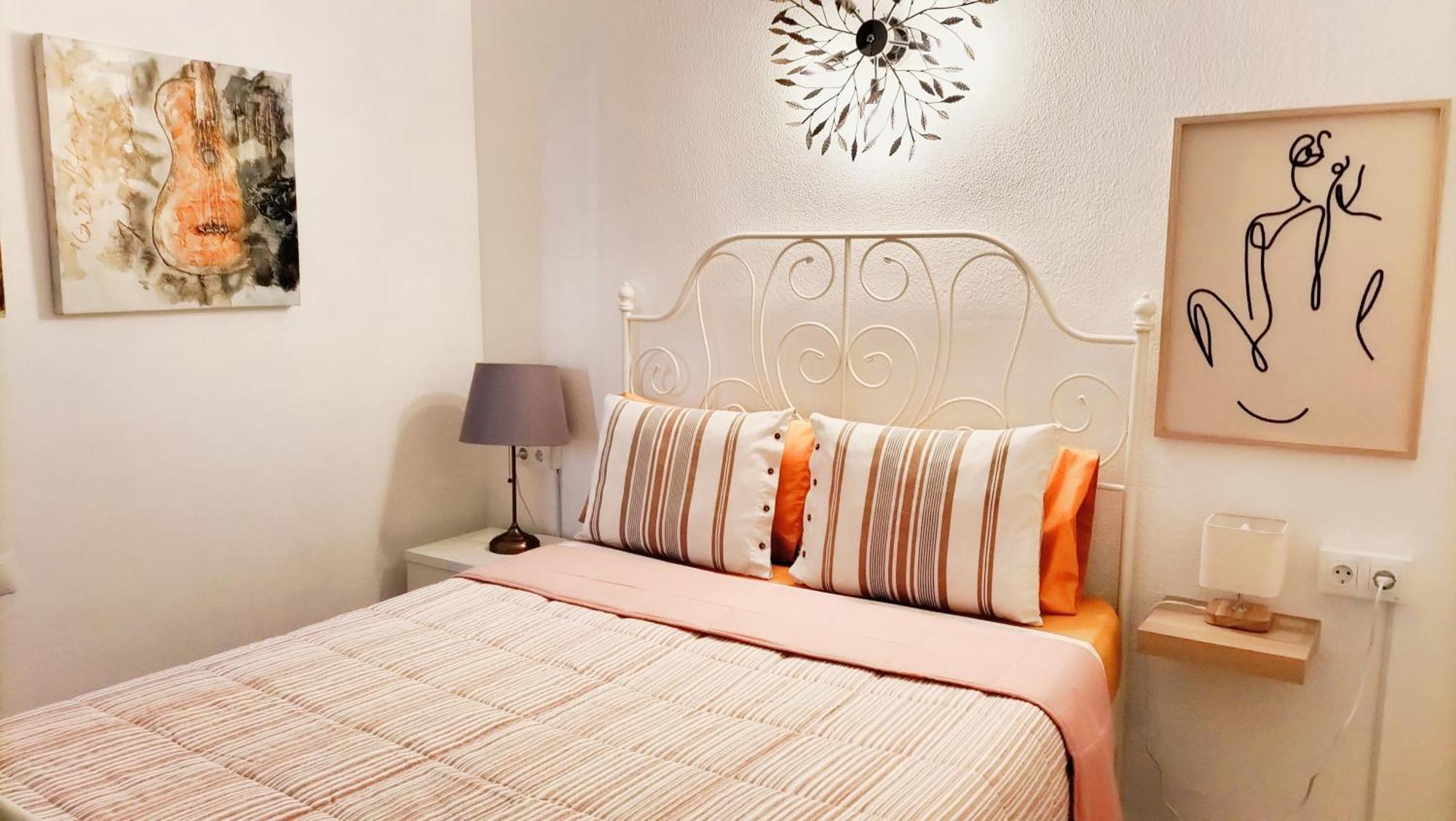 Bonito Apartamento De Dos Dormitorios En El Centro Y Calle San Miguel Torremolinos Dış mekan fotoğraf